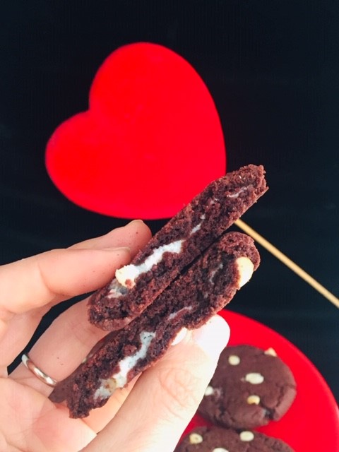 Red Velvet Cookies 20